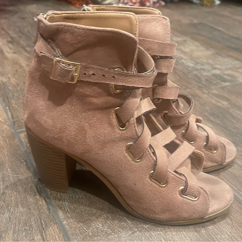 Ankle booties